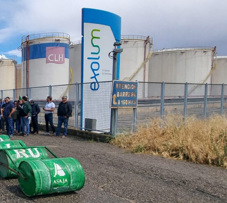 Concentración contra el freno de suministro y la especulación con el gasóleo agrícola