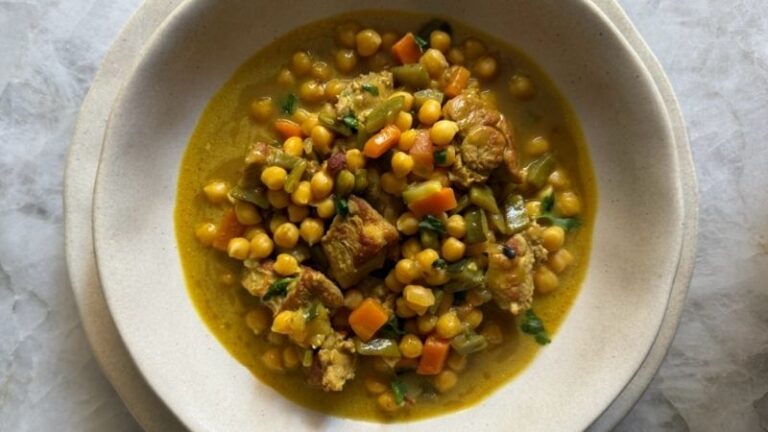 El cordero llega a Amazon Fresh con un guiso de garbanzos al curry firmado por Foodtropia