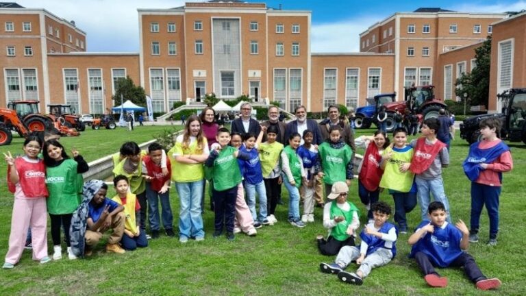 INTERPORC destaca la importancia de acercar el trabajo de granjas e industria a los escolares