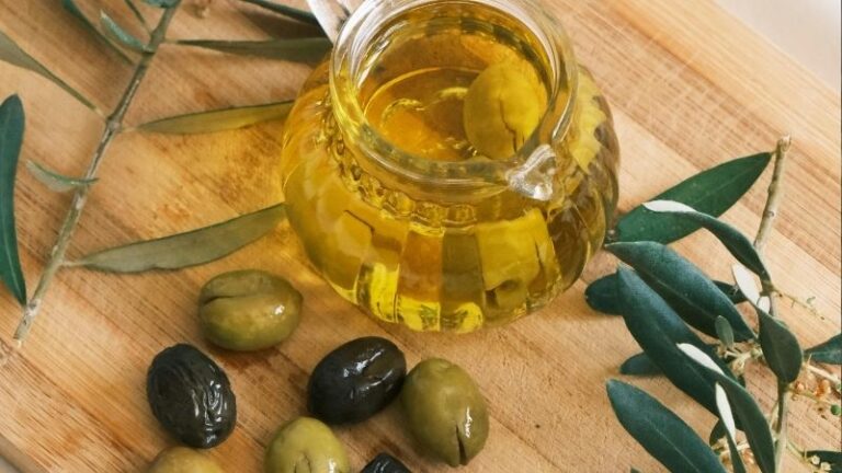 El aceite une a los dos nadadores más laureados de todos los tiempos