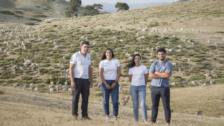INTEROVIC acerca a los periodistas a la trashumancia en la Sierra de Segura