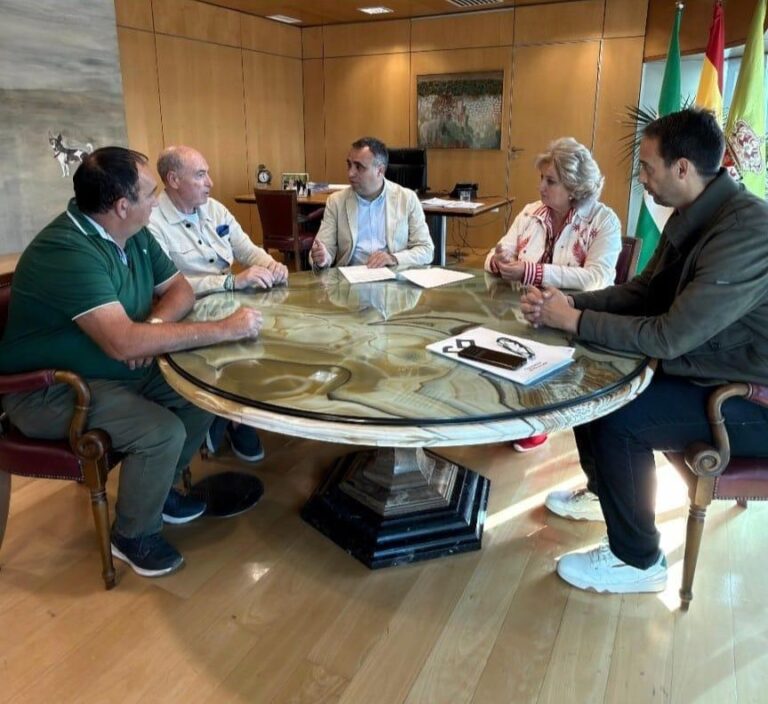 ASAJA Granada exige al Gobierno que desbloquee el puente sobre Genil