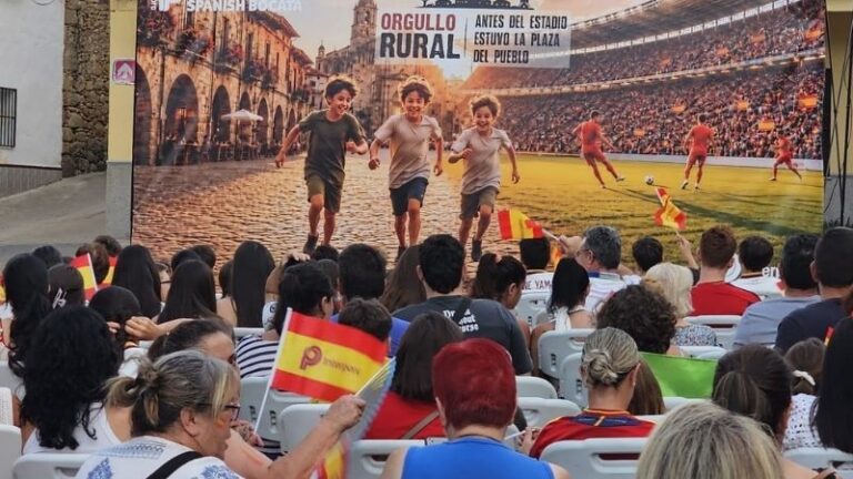 ‘Orgullo Rural’ supera las 7.000 personas y los 4.125 bocadillos de jamón repartidos durante el Mundial
