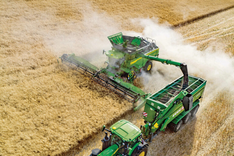 John Deere presenta las actualizaciones de las cosechadoras modelo año 2027 en las gamas T5/T6, S7 y X9