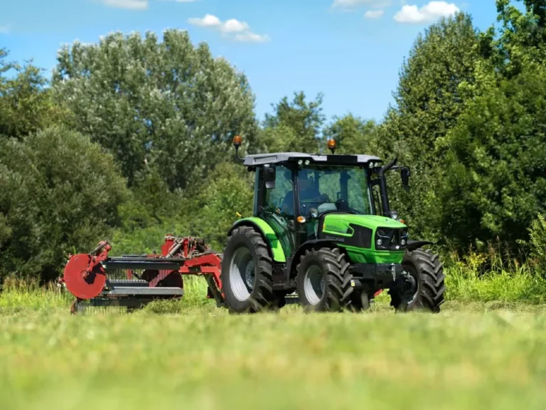 5100D KEYLINE, el tractor que se adapta a tu explotación desde 39.970€ + IVA