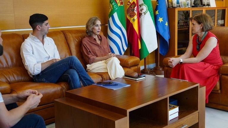 El parvispinus y los robos en las explotaciones marcan el encuentro de ASAJA Almería y el Ayuntamiento de El Ejido