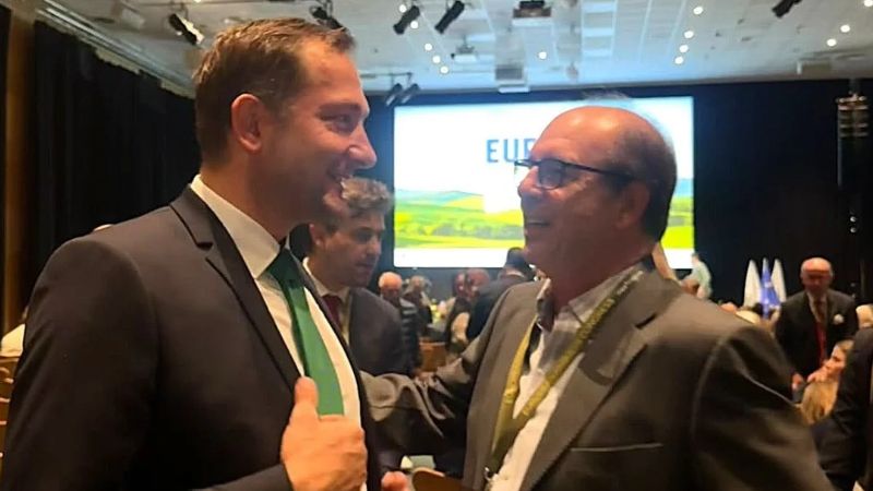 ASAJA Córdoba presenta sus demandas agrarias al comisario europeo en Estocolmo